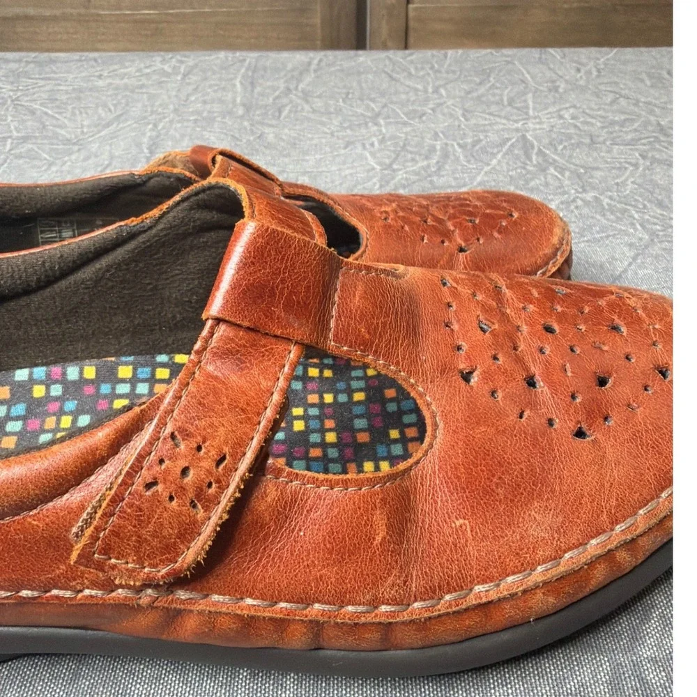 SAS Mary Jane Flats Womens 9W Roamer Brown Leather Perforated T-Strap Comfort